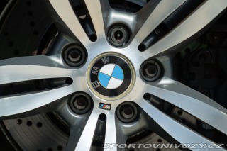 BMW M5  2005