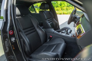 BMW M5  2005