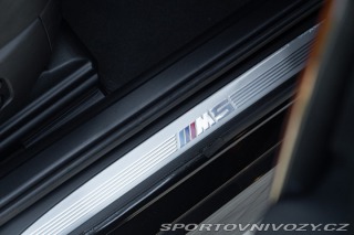 BMW M5  2005
