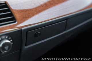 BMW M5  2005