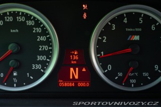 BMW M5  2005