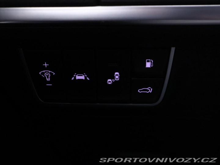 Kia Stinger 3,3 T-GDi 269kW GT DPH CZ 2019