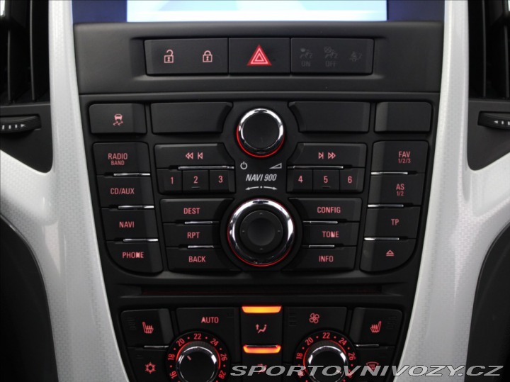 Opel Astra 1,6 Turbo 132kW GTC 2xSad 2012