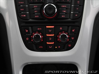 Opel Astra 1,6 Turbo 132kW GTC 2xSad 2012