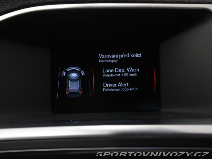 Volvo V60 2,4 D4 AWD R-Desing Výpro 2012