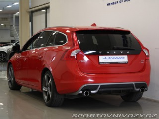 Volvo V60 2,4 D4 AT AWD R-Desing ČR 2012
