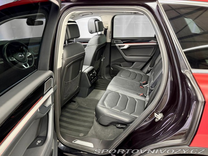 Volkswagen Ostatní modely Touareg 3.0 TDI 4MOTION R-LINE, M 2018
