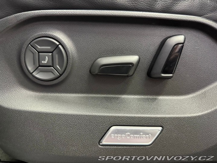 Volkswagen Ostatní modely Touareg 3.0 TDI 4MOTION R-LINE, M 2018