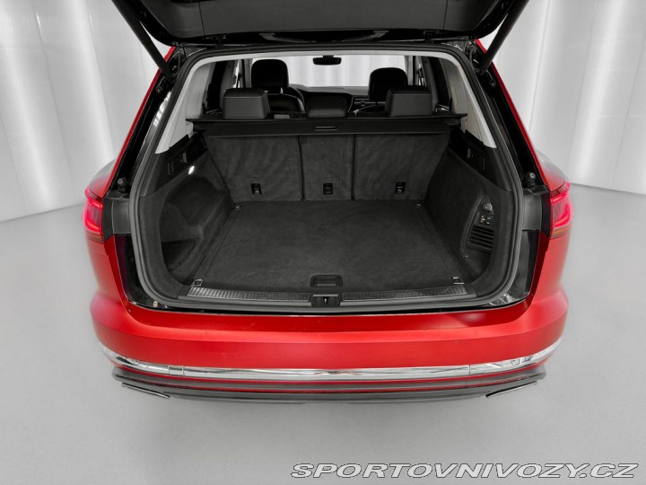Volkswagen Ostatní modely Touareg 3.0 TDI 4MOTION R-LINE, M 2018