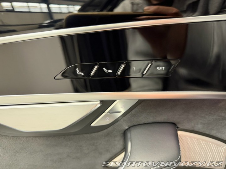 Audi S8 TFSi QUATTRO, MASÁŽE, B&a 2024