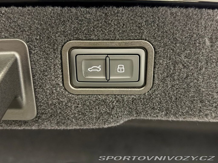 Audi S8 TFSi QUATTRO, MASÁŽE, B&a 2024