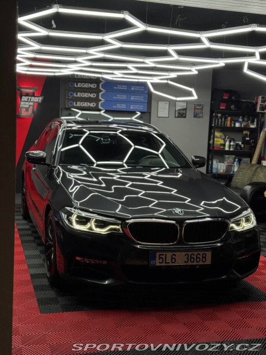 BMW 5 540i | M | plná výbava 2018