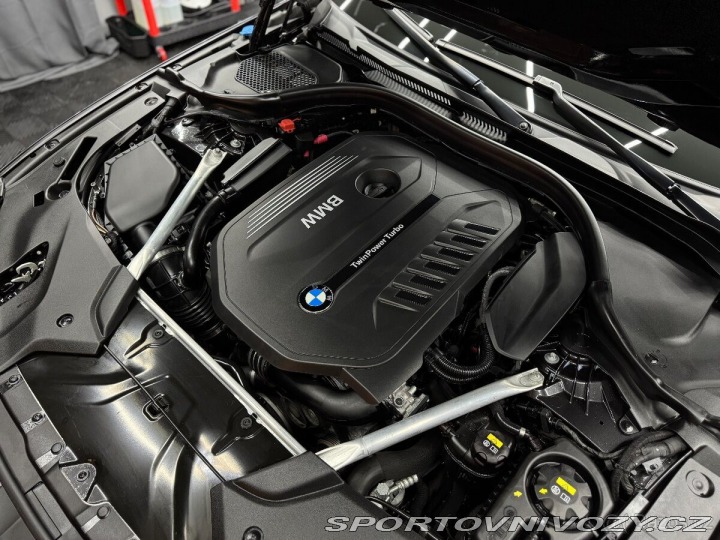 BMW 5 540i | M | plná výbava 2018