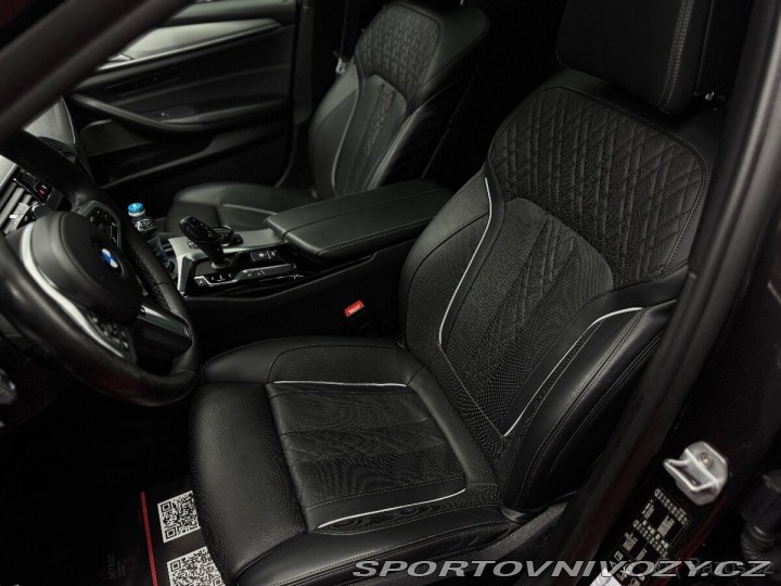 BMW 5 540i | M | plná výbava 2018