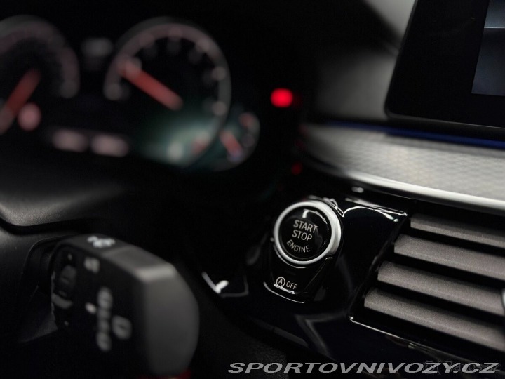 BMW 5 540i | M | plná výbava 2018