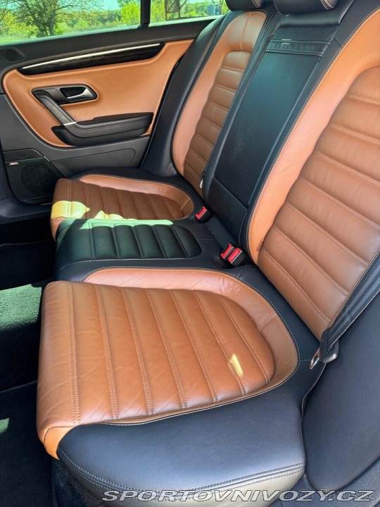 Volkswagen Ostatní modely Passat 2,0 2012