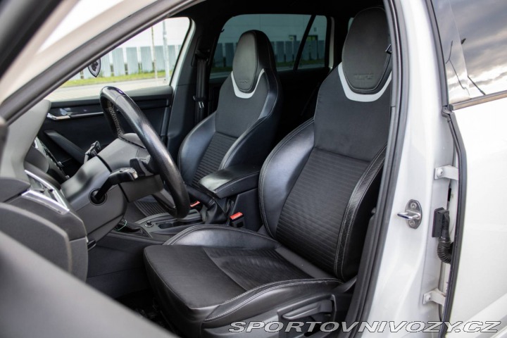 Škoda Octavia RS Combi  RS 2.0 TDI DSG / 1 2013