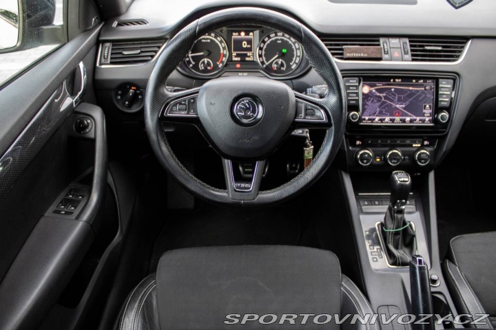 Škoda Octavia RS Combi  RS 2.0 TDI DSG / 1 2013