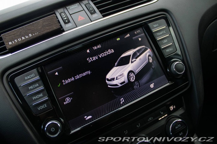 Škoda Octavia RS Combi  RS 2.0 TDI DSG / 1 2013