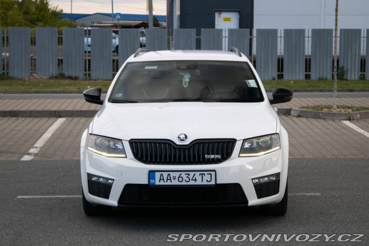 Škoda Octavia RS Combi  RS 2.0 TDI DSG / 1 2013