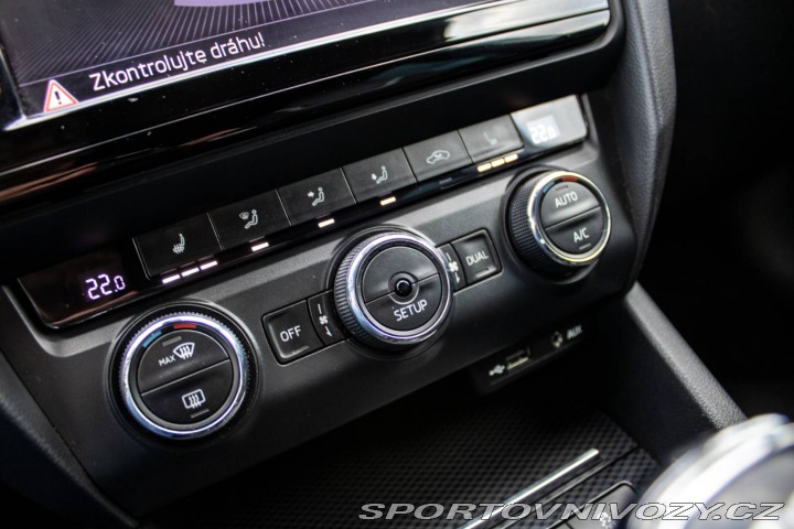 Škoda Octavia RS Combi  RS 2.0 TDI DSG / 1 2013