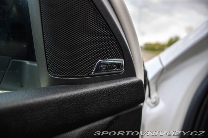 Škoda Octavia RS Combi  RS 2.0 TDI DSG / 1 2013