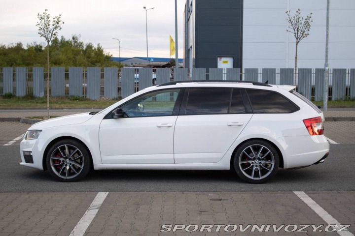 Škoda Octavia RS Combi  RS 2.0 TDI DSG / 1 2013