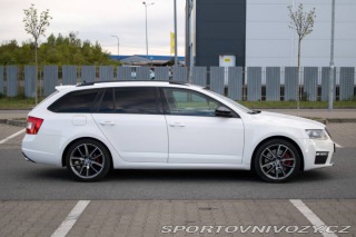 Škoda Octavia RS Combi  RS 2.0 TDI DSG / 1 2013