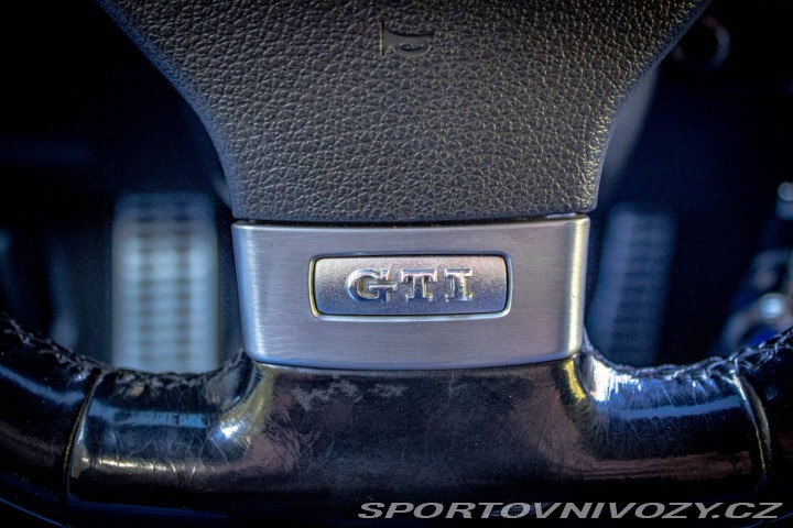 Volkswagen Golf 2.0 FSI GTI Turbo 2005