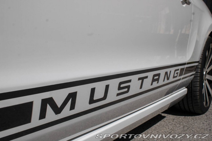 Ford Mustang 3.7 V6  AT8 227kW  USA / 2012