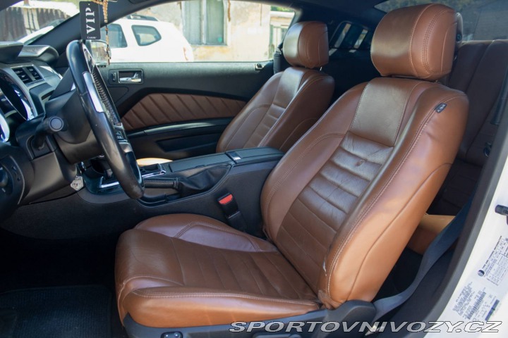 Ford Mustang 3.7 V6  AT5 227kW  USA / 2012