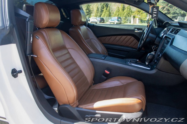 Ford Mustang 3.7 V6  AT5 227kW  USA / 2012