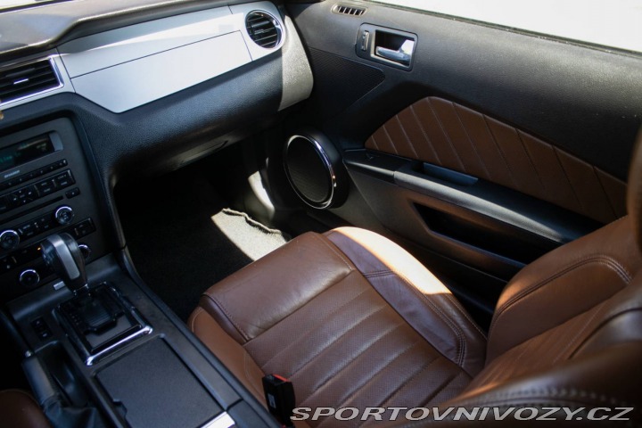 Ford Mustang 3.7 V6  AT5 227kW  USA / 2012