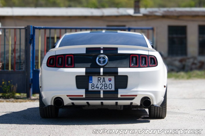 Ford Mustang 3.7 V6  AT5 227kW  USA / 2012