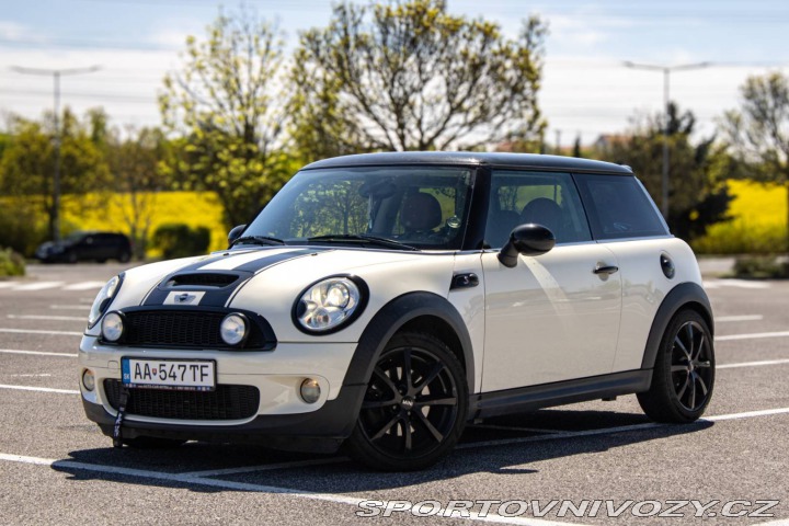 Mini Cooper S  1.6i 128kw, AT/6 / NA 2009