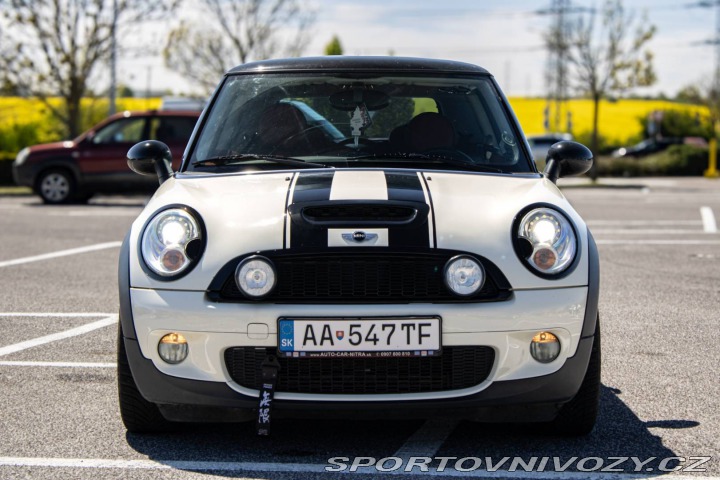 Mini Cooper S  1.6i 128kw, AT/6 / NA 2009