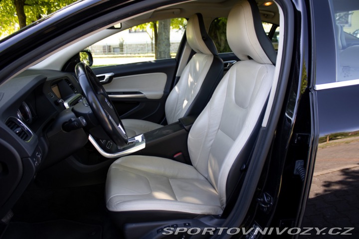 Volvo S60 T6 AWD Summum Geartronic 2010