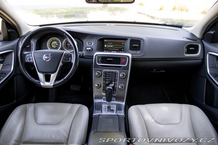 Volvo S60 T6 AWD Summum Geartronic 2010