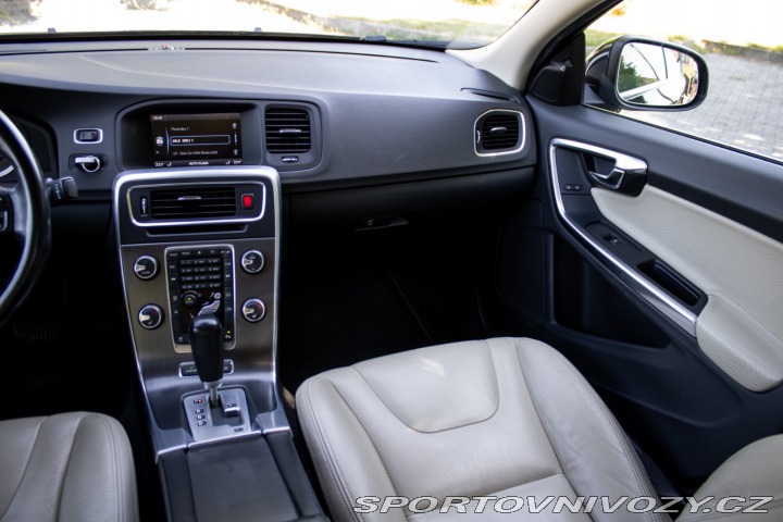 Volvo S60 T6 AWD Summum Geartronic 2010