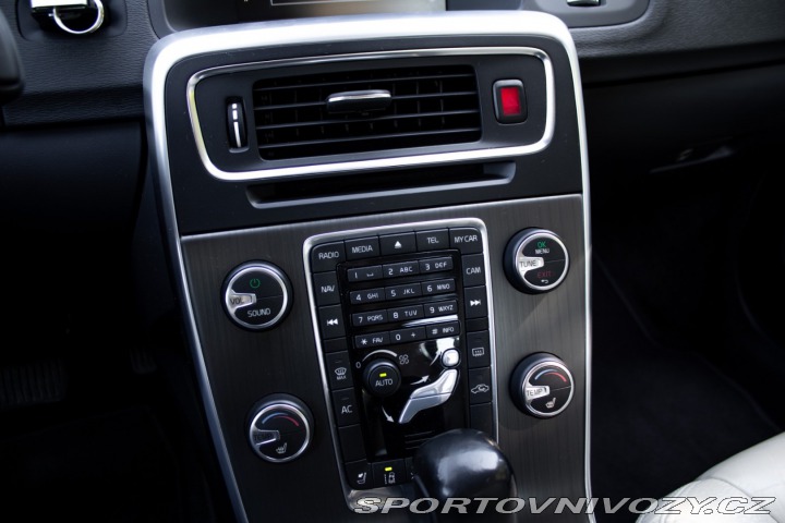 Volvo S60 T6 AWD Summum Geartronic 2010