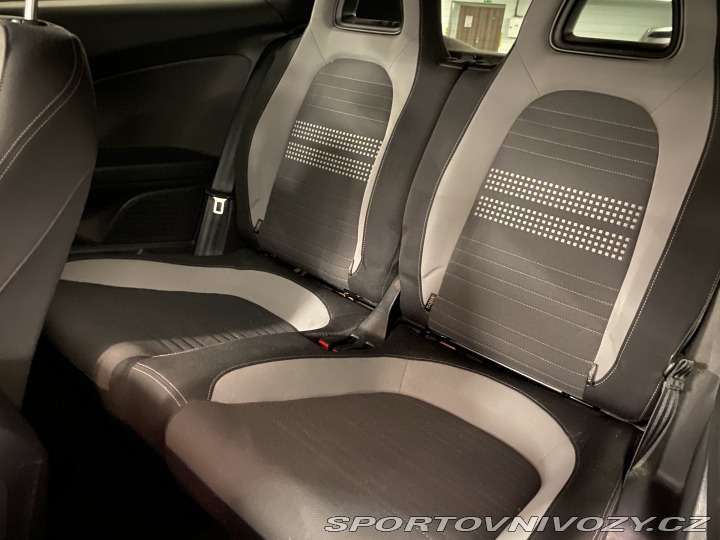 Volkswagen Scirocco Life 1,4 Tsi 90 kW-Navi- 2013