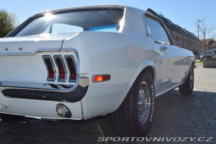 Ford Mustang 4.7L V8 (289 CID) 1968