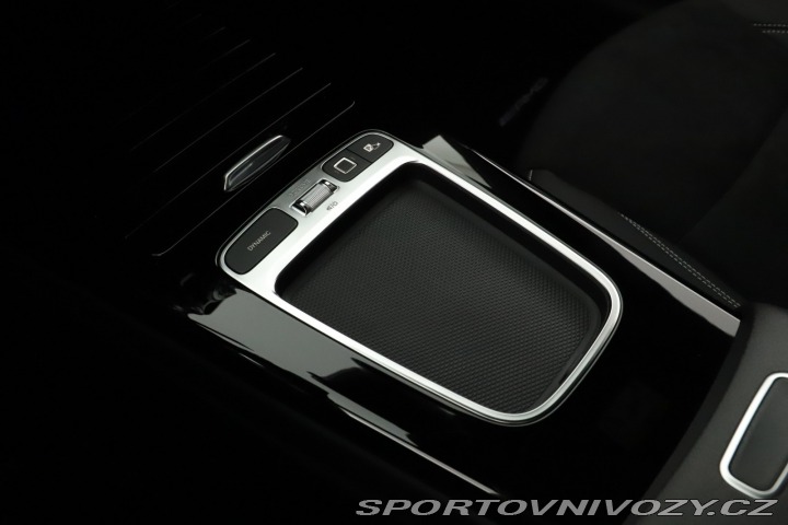Mercedes-Benz CLA AMG 200 2025
