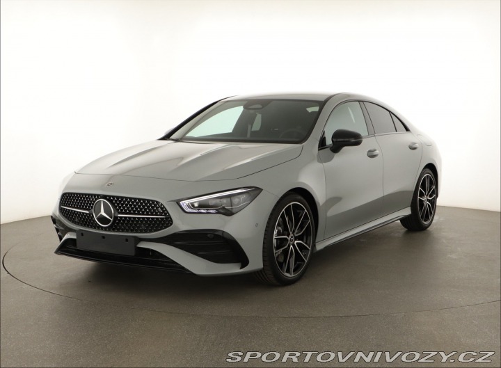 Mercedes-Benz CLA AMG 200 2025