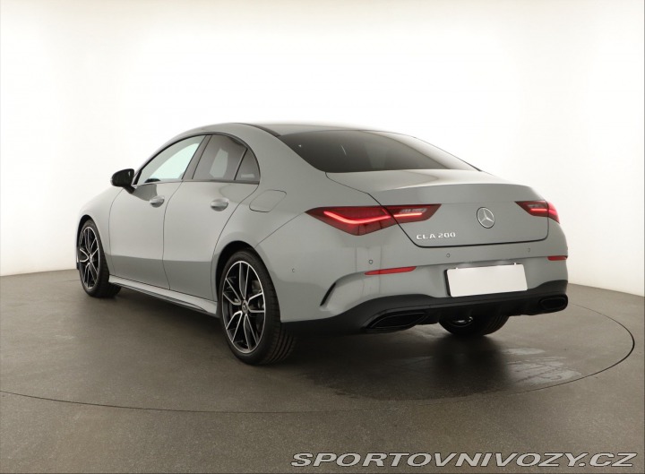 Mercedes-Benz CLA AMG 200 2025