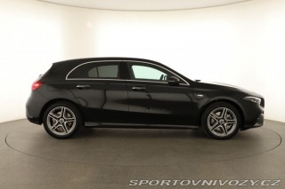 Mercedes-Benz A AMG Line A 250 e 2025