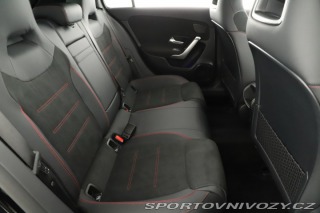 Mercedes-Benz A AMG Line A 250 e 2025