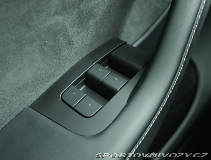 Tesla Model Y Long Range AWD 79kWh 2022