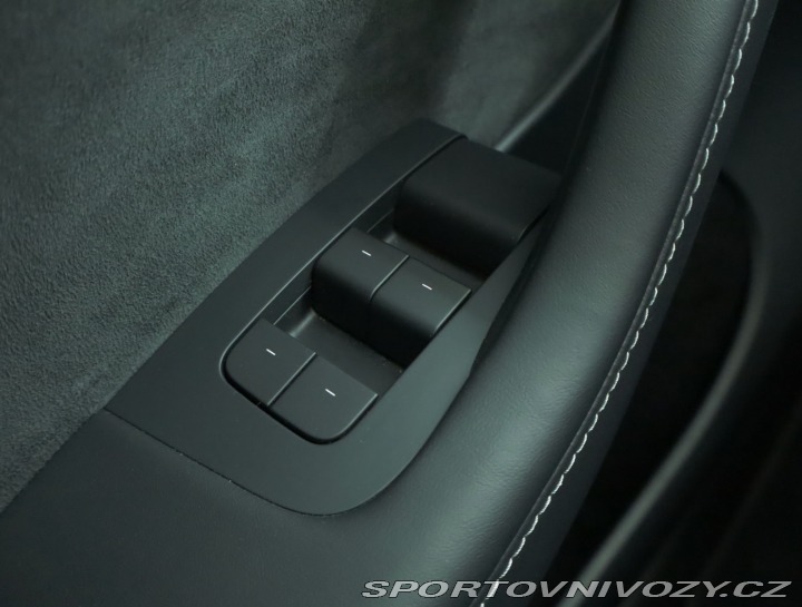Tesla Model Y Long Range AWD 79kWh 2023