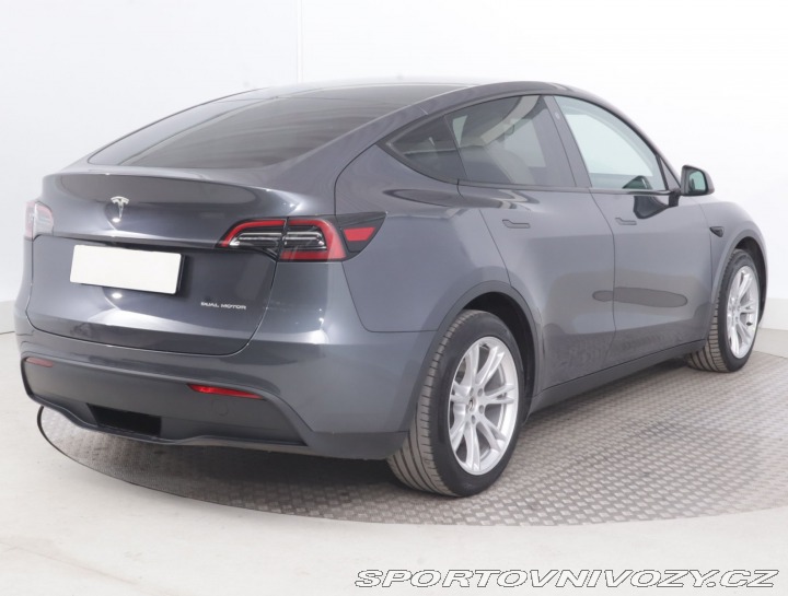 Tesla Model Y Long Range AWD 79kWh 2023